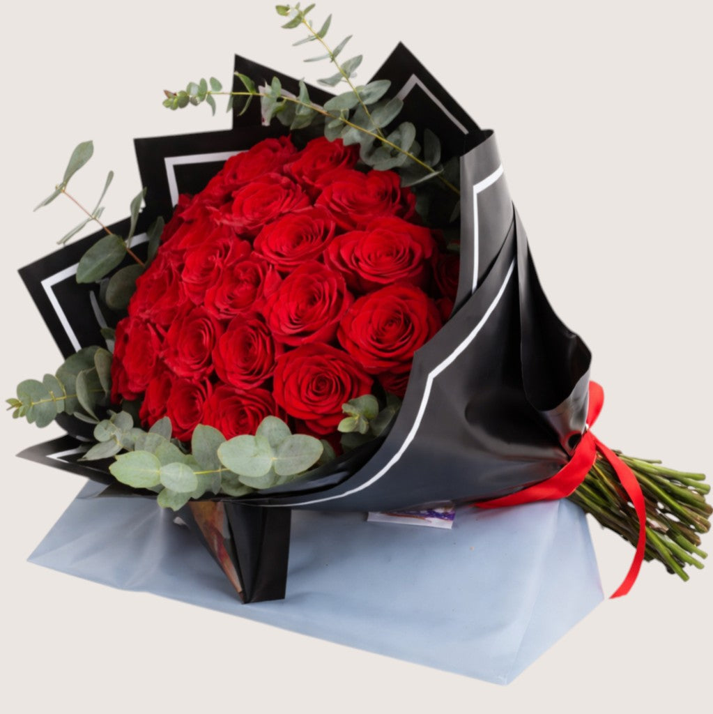 25 Red Roses Bouquet 1