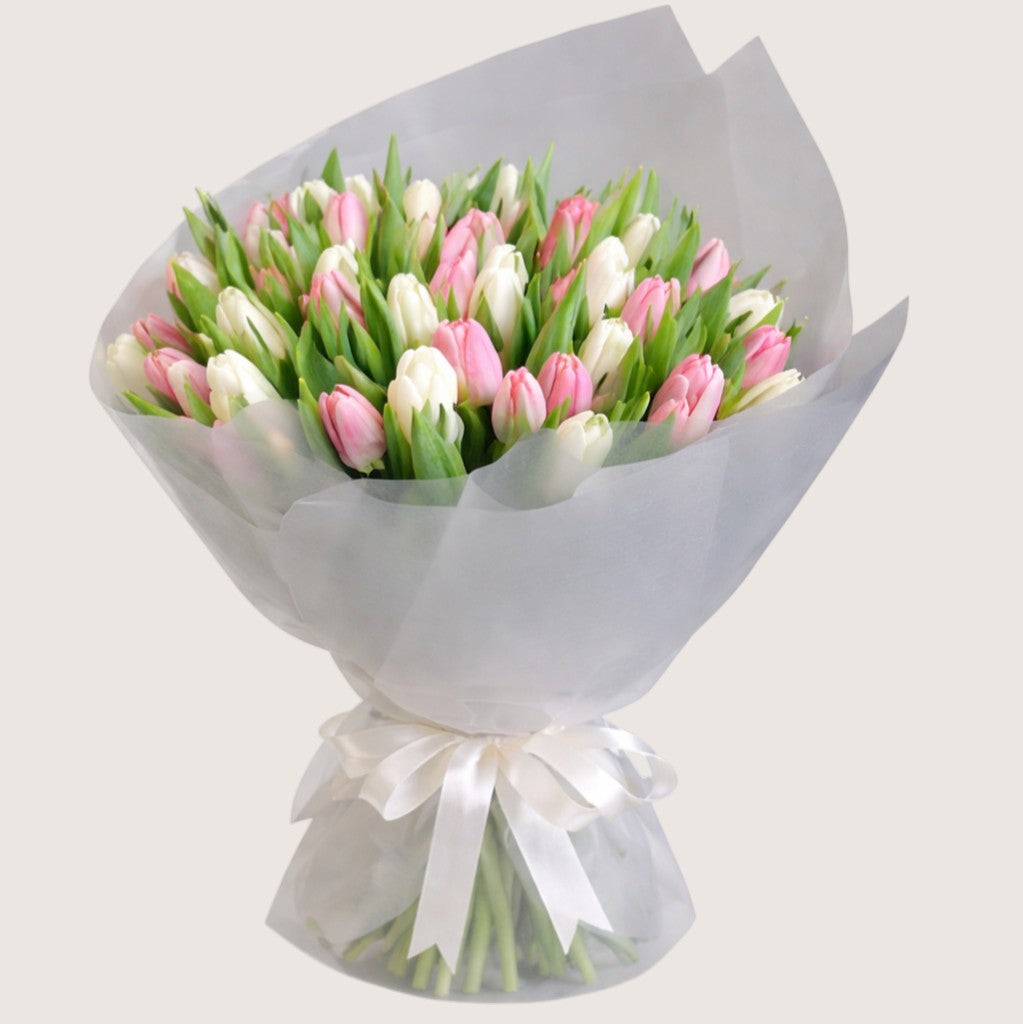 Bouquet of 60 Mixed Tulips – New Design
