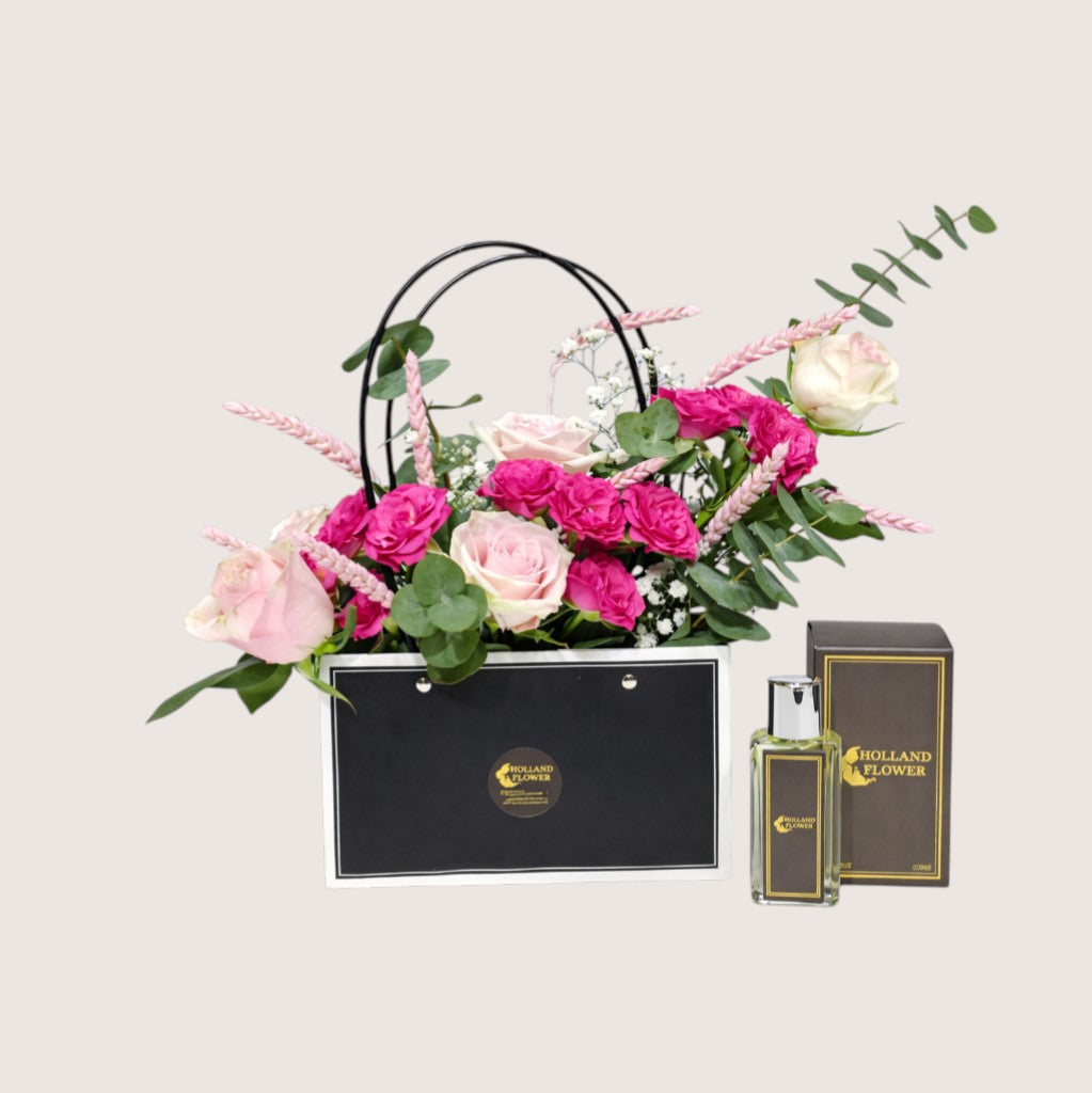 Pinky Bag With Perfume
