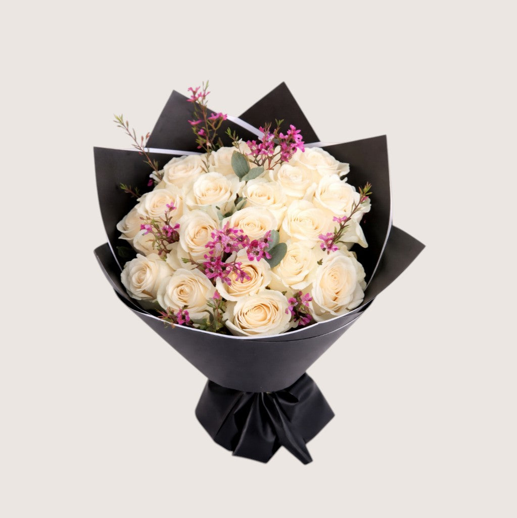 White Flower Bouquet 011