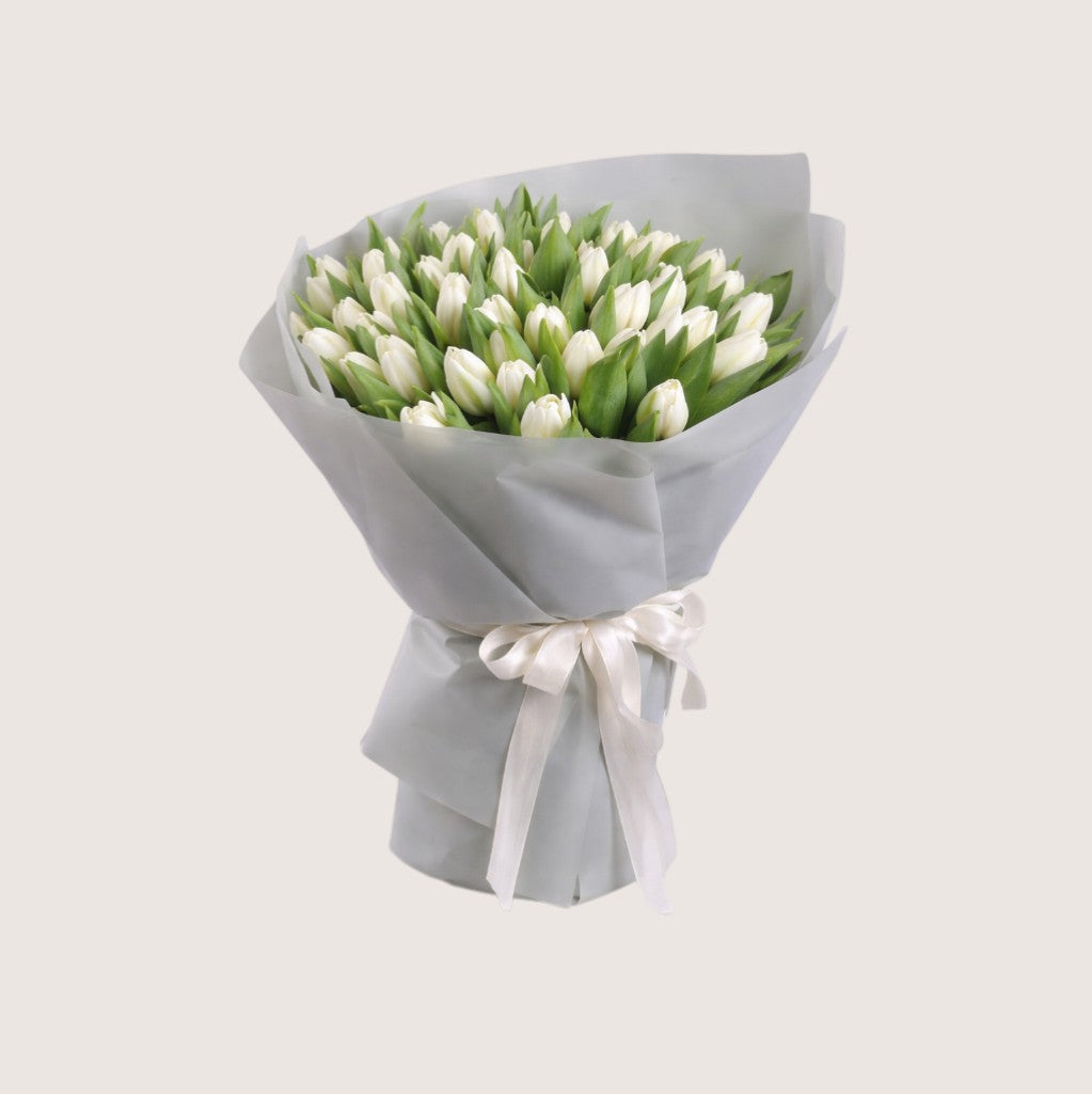 Bouquet of 50 White Tulips – New Design