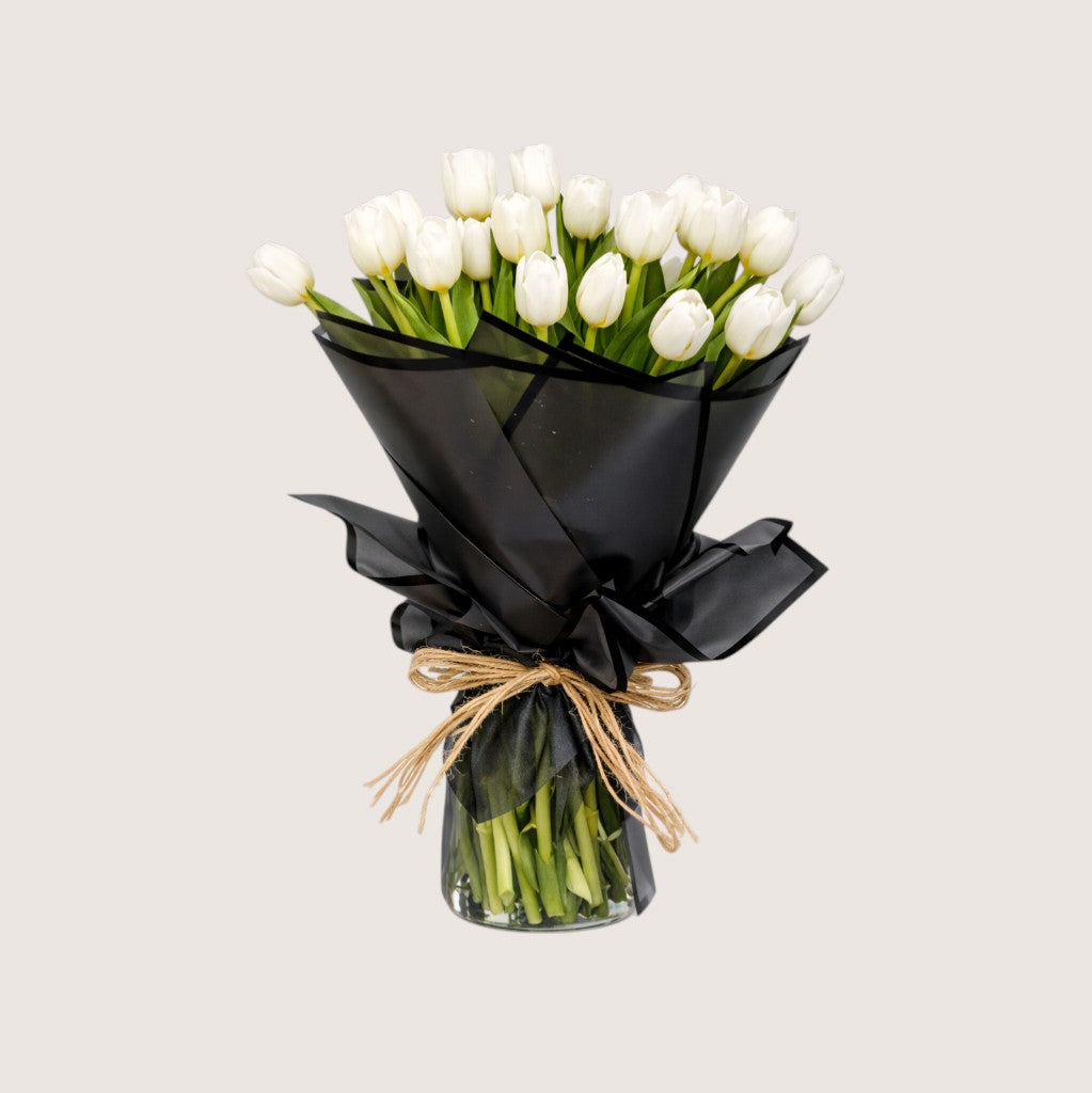 Bouquet of 20 White Tulips – New Design